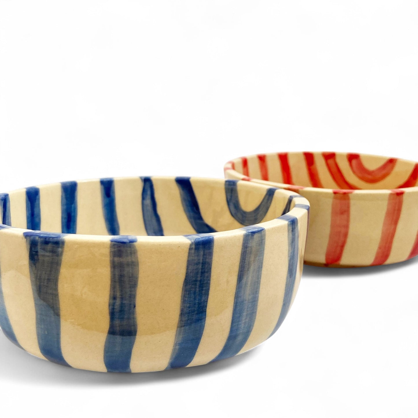 Comedero de cerámica – Líneas rojas verticales